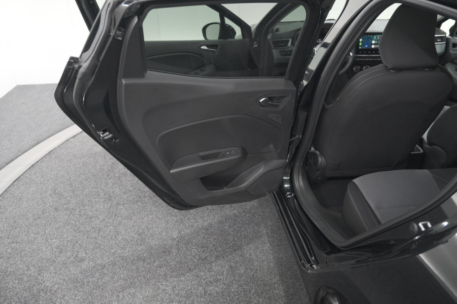 Renault Clio TCe 90 Evolution | Stoelverwarming | Camera | Parkeersensoren | Apple Carplay