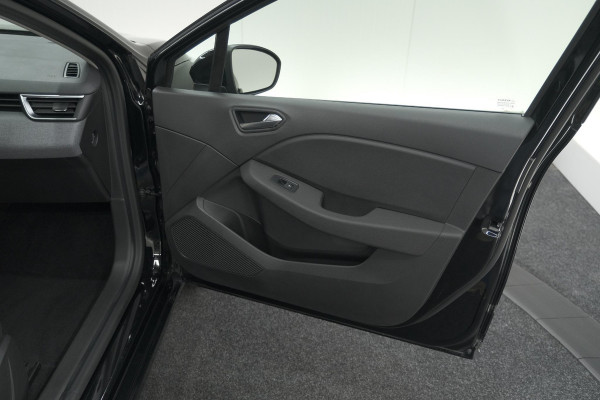 Renault Clio TCe 90 Evolution | Stoelverwarming | Camera | Parkeersensoren | Apple Carplay