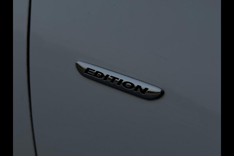 Mercedes-Benz A-Klasse 200 AMG EDITION 1 M2020 PANO NAVI LEDER LED SFEER CR CONTROL