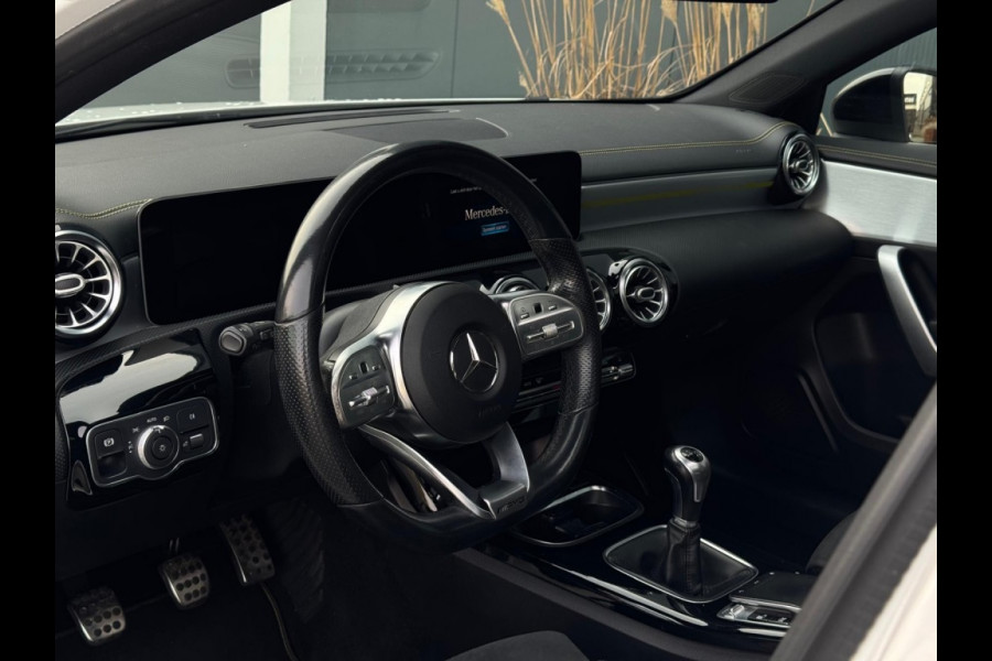 Mercedes-Benz A-Klasse 200 AMG EDITION 1 M2020 PANO NAVI LEDER LED SFEER CR CONTROL