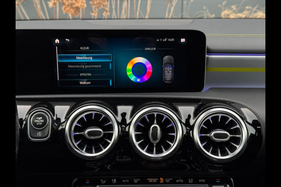 Mercedes-Benz A-Klasse 200 AMG EDITION 1 M2020 PANO NAVI LEDER LED SFEER CR CONTROL