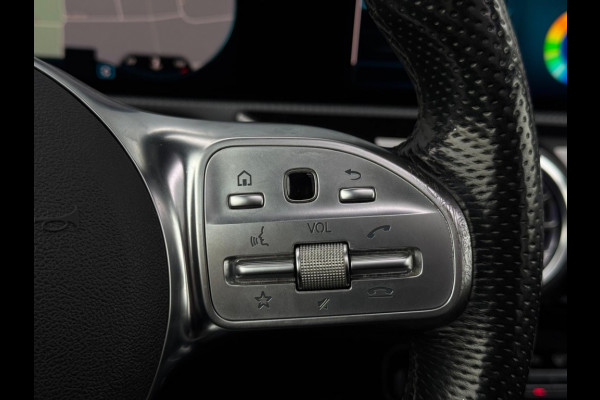 Mercedes-Benz A-Klasse 200 AMG EDITION 1 M2020 PANO NAVI LEDER LED SFEER CR CONTROL