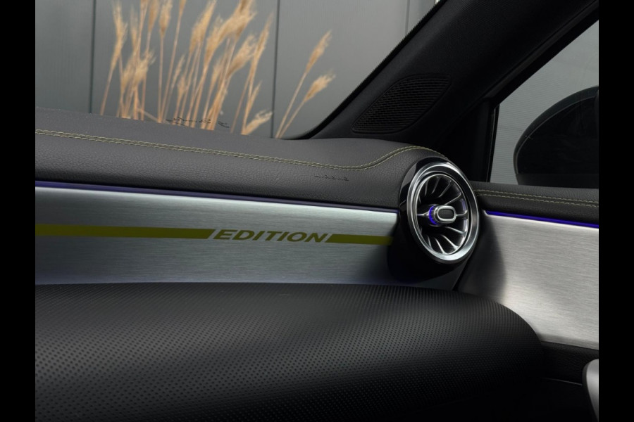 Mercedes-Benz A-Klasse 200 AMG EDITION 1 M2020 PANO NAVI LEDER LED SFEER CR CONTROL