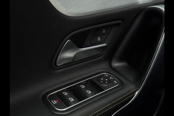 Mercedes-Benz A-Klasse 200 AMG EDITION 1 M2020 PANO NAVI LEDER LED SFEER CR CONTROL