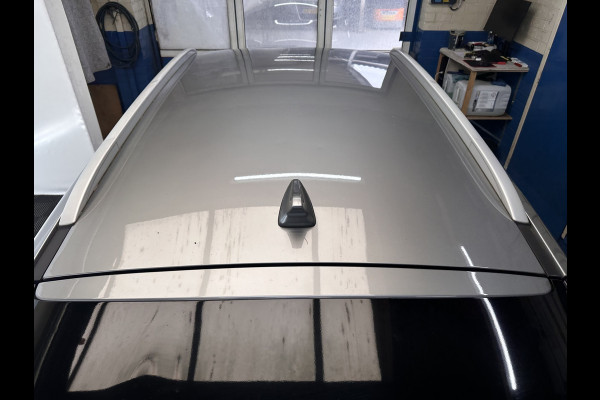 Kia Niro 1.6 GDi Hybrid ExecutiveLine (INCL.BTW) Aut. *LEATHER-FABRIC | NAVI-FULLMAP | KEYLESS | CAMERA | COMFORT-SEATS | DIGI-COCKPIT | LANE-ASSIST | ECC | CARPLAY | PDC | TOWBAR | 16''ALU*