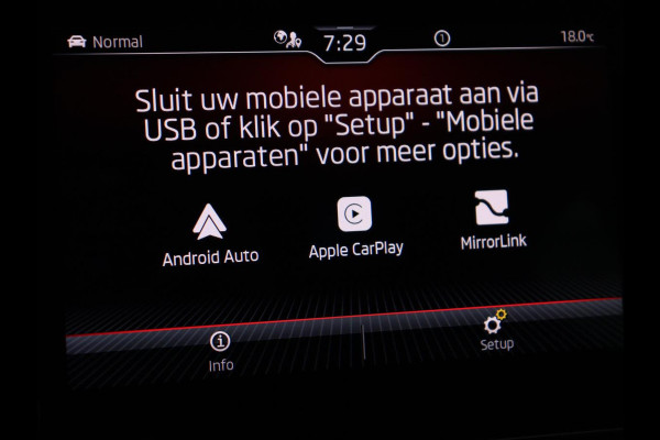 Škoda Karoq 1.5 TSI Sportline | Panoramadak | Stoelverwarming | Virtual Cockpit | Adaptive cruise | Canton Audio | Camera | File Assistent | Keyless | Side Assist | Full LED | Navigatie