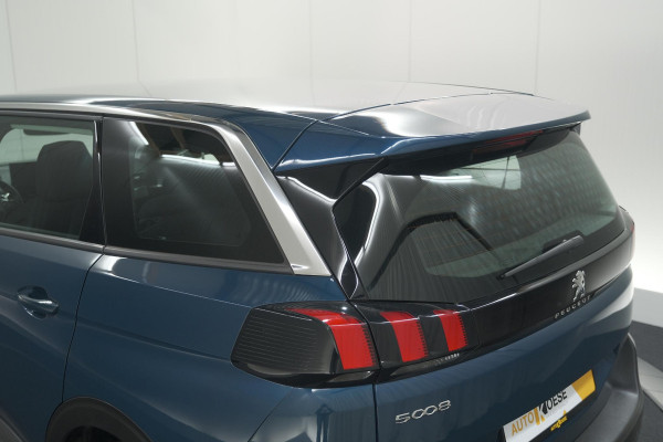 Peugeot 5008 PureTech 130 EAT8 Active Pack | 7 Zitplaatsen | Apple Carplay | Parkeersensoren | Navigatie