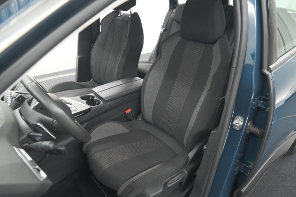Peugeot 5008 PureTech 130 EAT8 Active Pack | 7 Zitplaatsen | Apple Carplay | Parkeersensoren | Navigatie