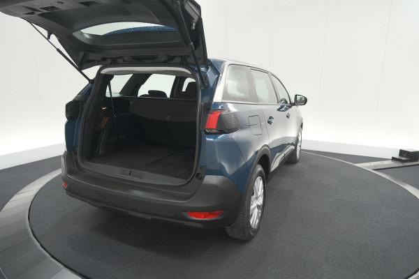 Peugeot 5008 PureTech 130 EAT8 Active Pack | 7 Zitplaatsen | Apple Carplay | Parkeersensoren | Navigatie