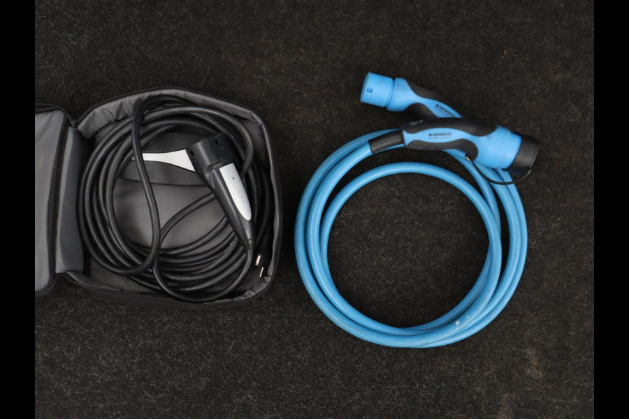 Tesla Model 3 Long Range RWD 75 kWh | SOH 100% | Panoramadak | Autopilot | Leder | Stoelverwarming | 360 Camera | Keyless | Full LED | Navigatie