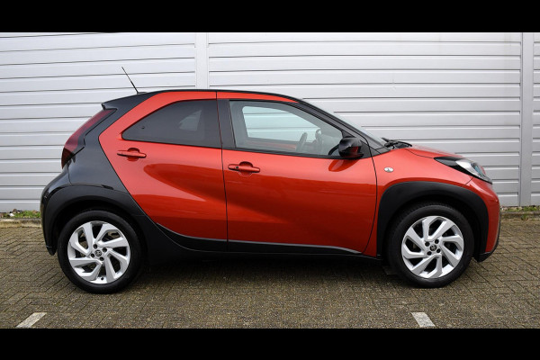 Toyota Aygo X 1.0 VVT-i MT Envy*2e eigenaar*Camera*17"Inch*72Dkm*