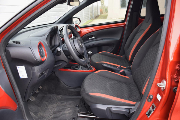 Toyota Aygo X 1.0 VVT-i MT Envy*2e eigenaar*Camera*17"Inch*72Dkm*