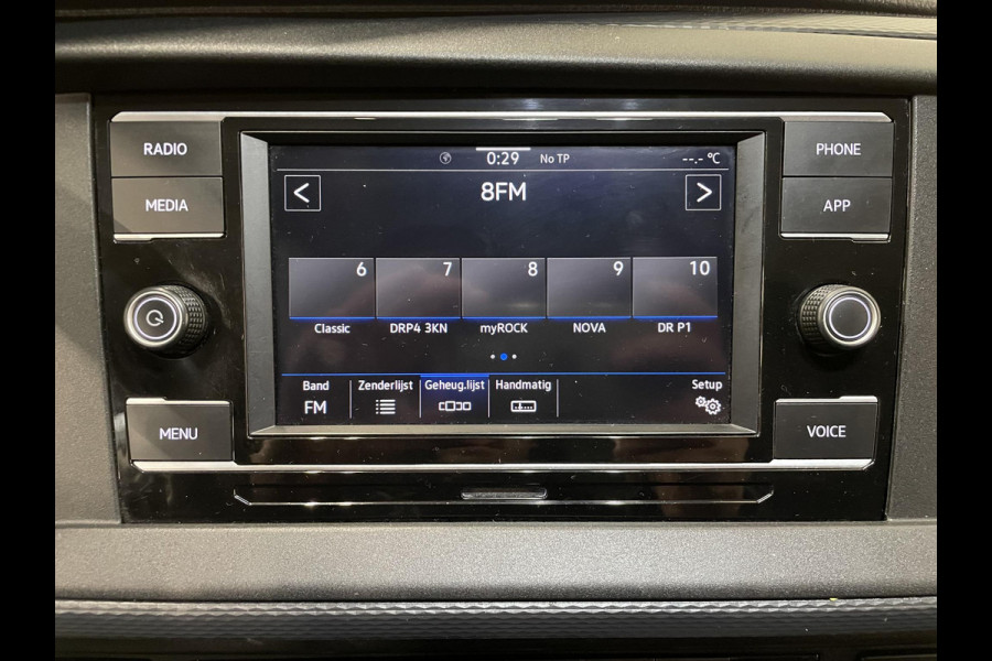 Volkswagen Transporter 2.0 TDI L2H1 Trendline Airco Cruise Control 2x schuifdeur Trekhaak Parkeersensoren