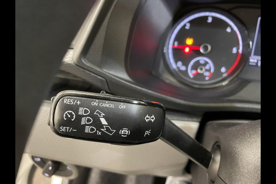 Volkswagen Transporter 2.0 TDI L2H1 Trendline Airco Cruise Control 2x schuifdeur Trekhaak Parkeersensoren