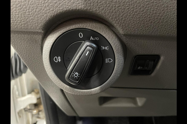 Volkswagen Transporter 2.0 TDI L2H1 Trendline Airco Cruise Control 2x schuifdeur Trekhaak Parkeersensoren