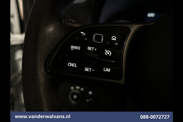 Mercedes-Benz Sprinter 317 CDI 170pk L3H2 Euro6 Airco | Camera | Apple Carplay | Cruisecontrol | Chauffeursstoel Android Auto, Stoelverwarming, Bijrijdersbank