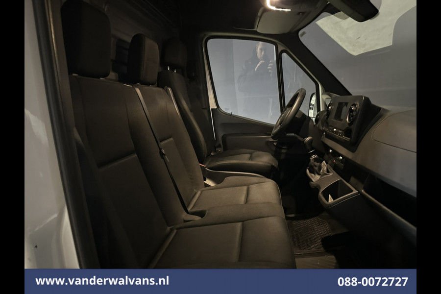 Mercedes-Benz Sprinter 317 CDI 170pk L3H2 Euro6 Airco | Camera | Apple Carplay | Cruisecontrol | Chauffeursstoel Android Auto, Stoelverwarming, Bijrijdersbank