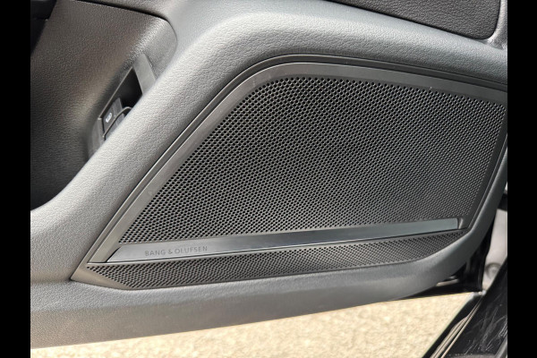 Audi A6 Avant 55 TFSI e quattro Competition 367 PK Pano Leder RS6 Velgen