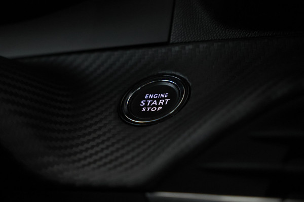 Peugeot 208 1.2 PureTech GT Pack Digital dash, Panorama, GT line, Airco,