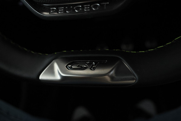 Peugeot 208 1.2 PureTech GT Pack Digital dash, Panorama, GT line, Airco,