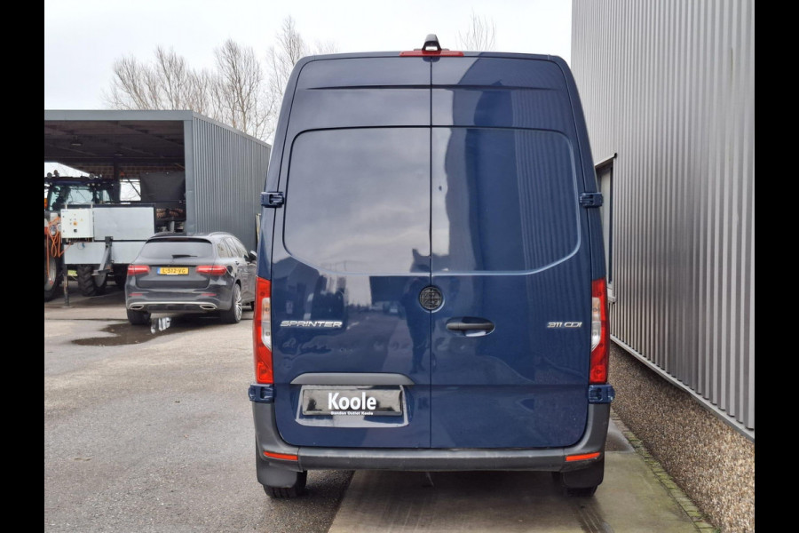 Mercedes-Benz Sprinter 311 CDI GB L2 FWD Functional 3.5T / AIRCO / CAMERA / 3 ZITS / DEALER ONDERHOUDEN / NAVI