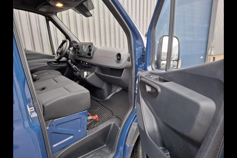 Mercedes-Benz Sprinter 311 CDI GB L2 FWD Functional 3.5T / AIRCO / CAMERA / 3 ZITS / DEALER ONDERHOUDEN / NAVI