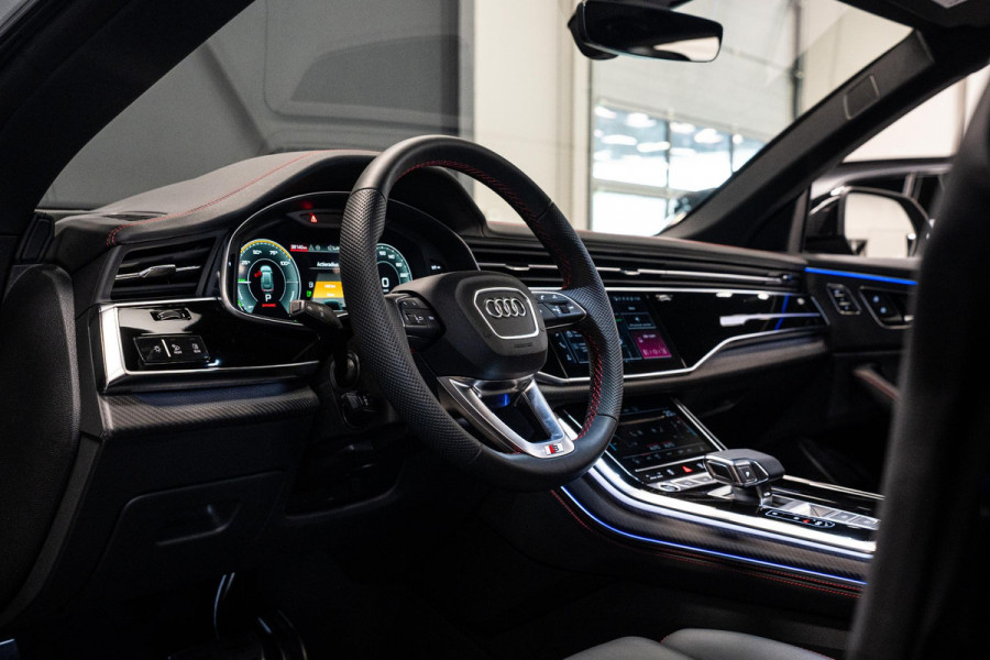 Audi Q8 55 TFSI e quattro Pro Line S *Bang & Olufsen / AWD-Besturing / Panorama / Carbon Interieur / Surround View / Matrix LED / Memory*