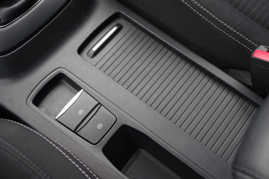 Ford FOCUS Wagon 1.0 EcoBoost 126 PK Titanium BNS, Adap. Cruise Control, Stuur- & Stoelverwarming, Camera