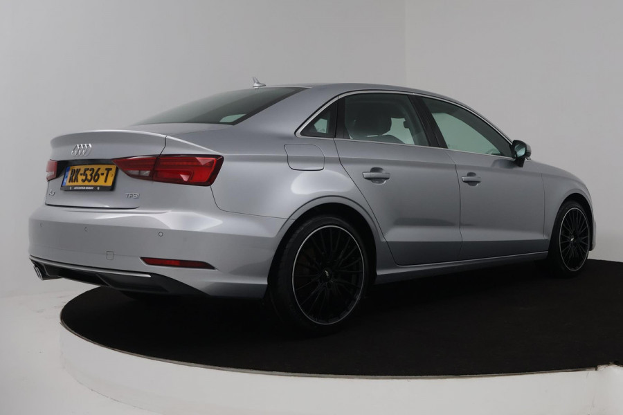 Audi A3 Limousine 1.5 TFSI CoD Sport Lease Edition (AUTOMAAT, CRUISE CONTROL, NAVIGATIE, LEER, PARKEERSENSOREN)