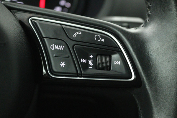 Audi A3 Limousine 1.5 TFSI CoD Sport Lease Edition (AUTOMAAT, CRUISE CONTROL, NAVIGATIE, LEER, PARKEERSENSOREN)
