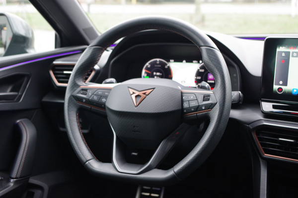 CUPRA Leon 1.4 e-Hybrid 245 PK VZ Adrenaline PHEV, Adap. Cruise Control, Stuur- & Stoelverwarming, LED