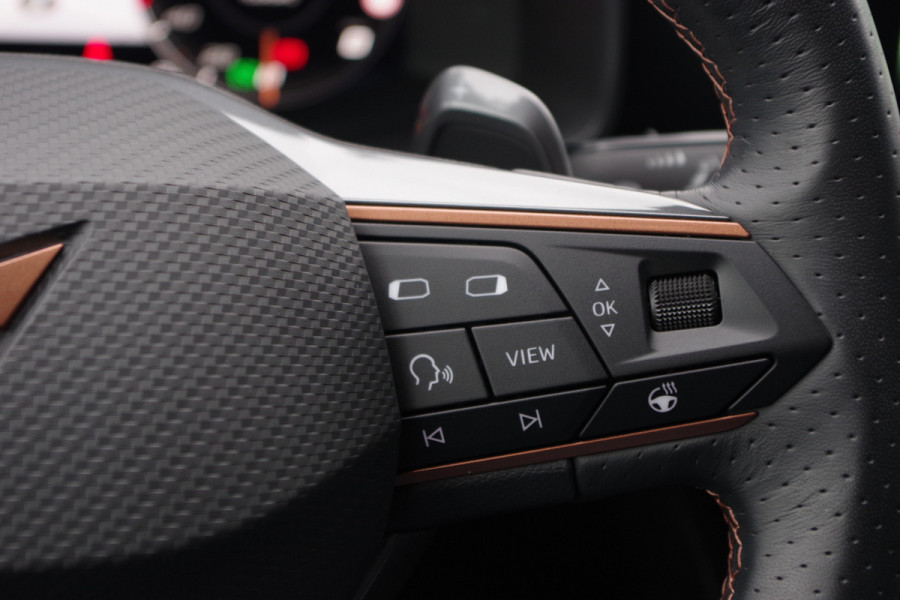 CUPRA Leon 1.4 e-Hybrid 245 PK VZ Adrenaline PHEV, Adap. Cruise Control, Stuur- & Stoelverwarming, LED