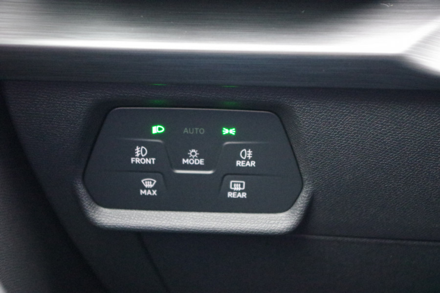 CUPRA Leon 1.4 e-Hybrid 245 PK VZ Adrenaline PHEV, Adap. Cruise Control, Stuur- & Stoelverwarming, LED