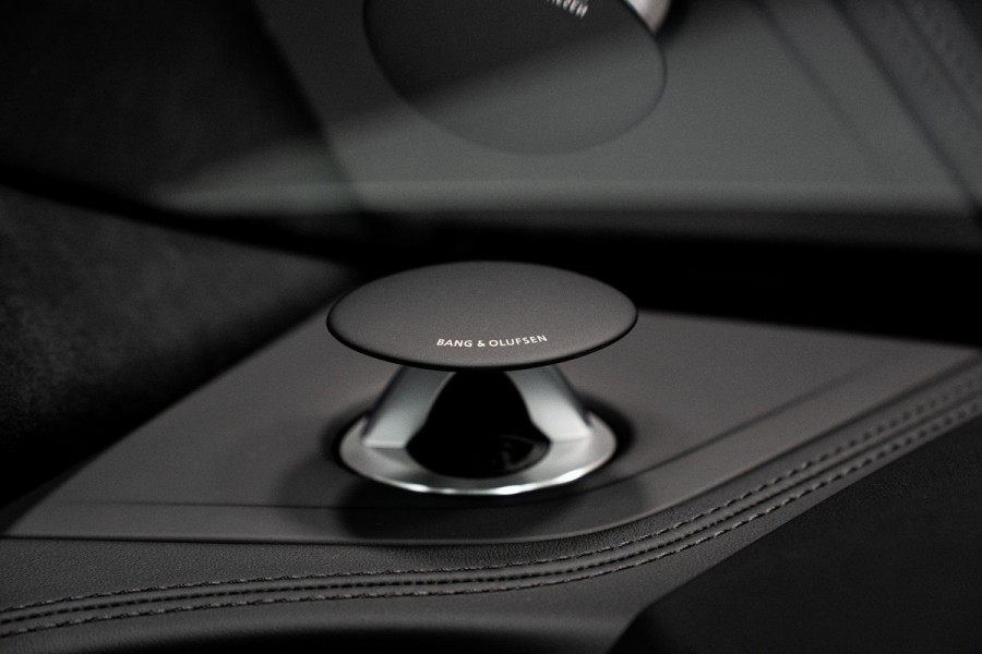 Audi Q8 60 TFSI e quattro Pro Line S Competition *Nardo Grijs (EXCLUSIVE) / Bang & Olufsen Advanced / Massage + Ventilatie / AWD-Besturing / Panorama / Soft-Close*