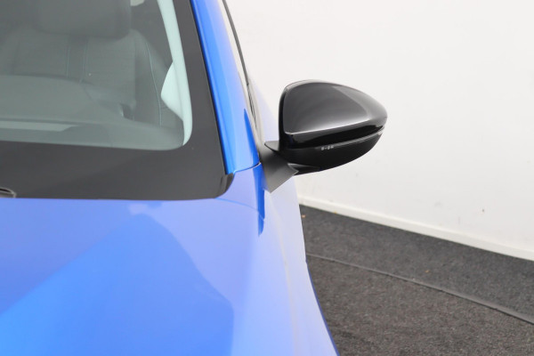 Peugeot 208 1.2 Allure*AUTOM*CARPLAY*ECC*CRUISE*NAVI*HAAK*CAM*