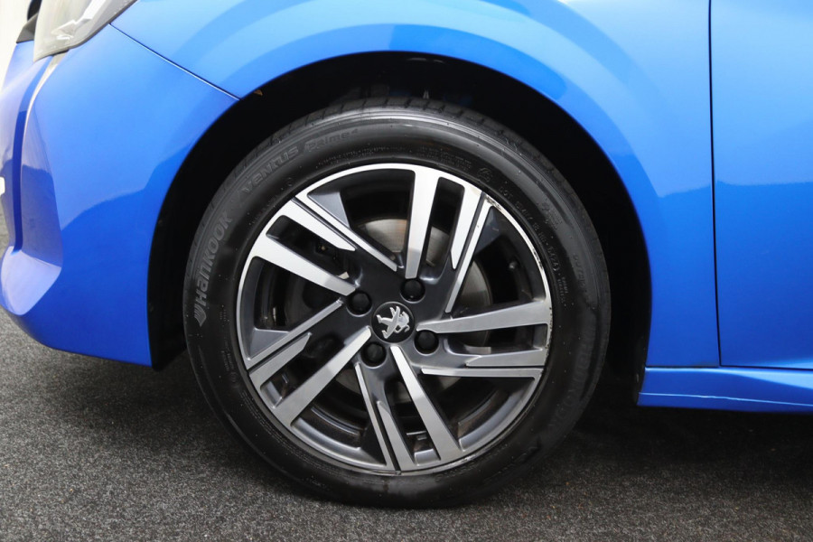 Peugeot 208 1.2 Allure*AUTOM*CARPLAY*ECC*CRUISE*NAVI*HAAK*CAM*