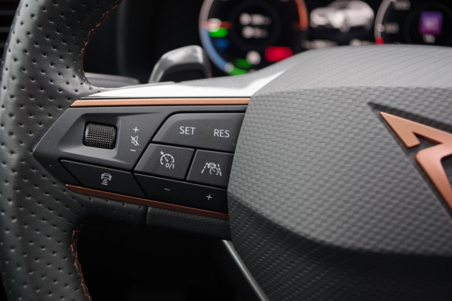 CUPRA Formentor 1.4 e-Hybrid 204 PK BNS PHEV, Trekhaak, Panoramadak, Adap. Cruise Control