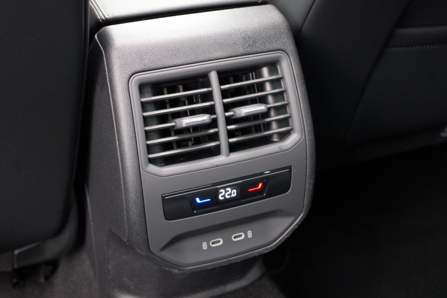 CUPRA Formentor 1.4 e-Hybrid 204 PK BNS PHEV, Trekhaak, Panoramadak, Adap. Cruise Control