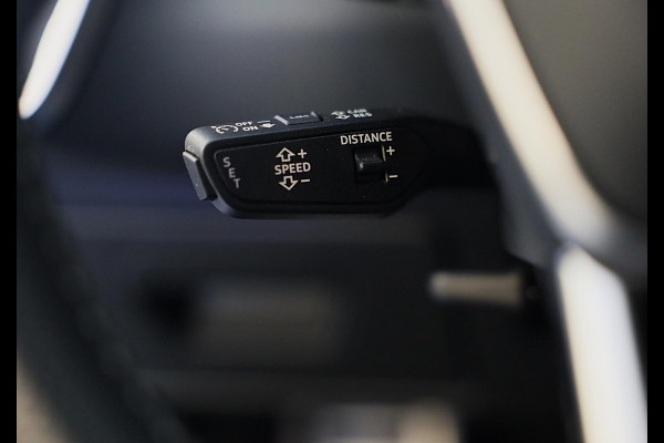 Audi A6 Avant 55 TFSI e Quattro RS6 Look / Head Up / Carbon / Leder / Memory / Acc / F1 / Lane Assist / Open Pano / 20 Inch