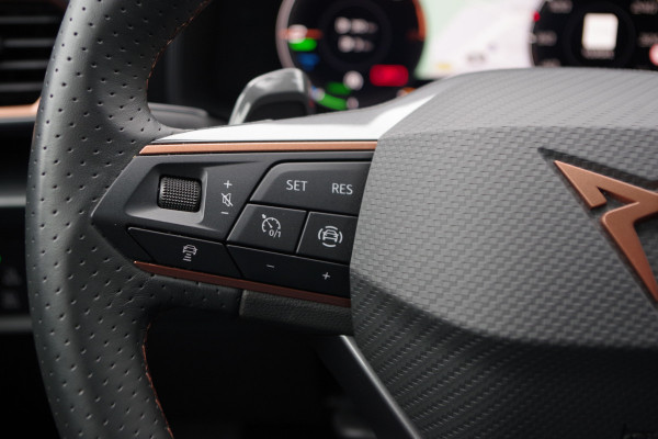 CUPRA Formentor 1.4 e-Hybrid 204 PK BNS PHEV, Adap. Cruise Control, Memory, Sportstoelen, Matrix-LED