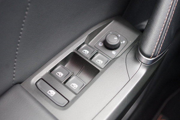 CUPRA Formentor 1.4 e-Hybrid 204 PK BNS PHEV, Adap. Cruise Control, Memory, Sportstoelen, Matrix-LED