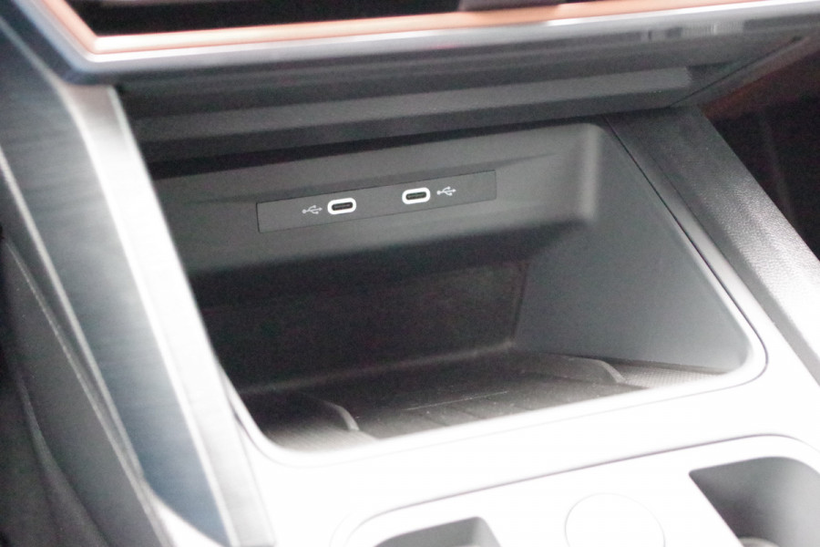 CUPRA Formentor 1.4 e-Hybrid 204 PK BNS PHEV, Adap. Cruise Control, Memory, Sportstoelen, Matrix-LED