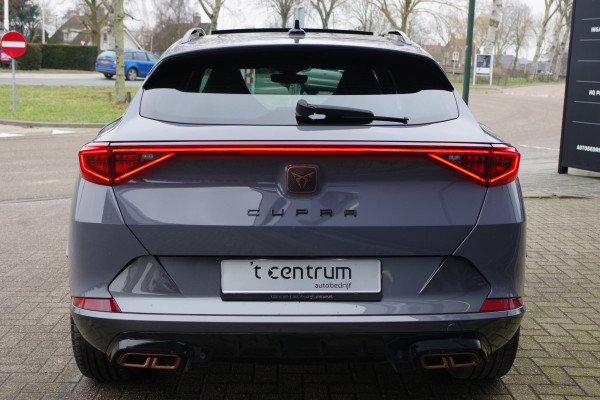 CUPRA Formentor 1.4 e-Hybrid 204 PK BNS PHEV, Panoramadak, Adap. Cruise Control, 360 Camera, Matrix-LED, Memory