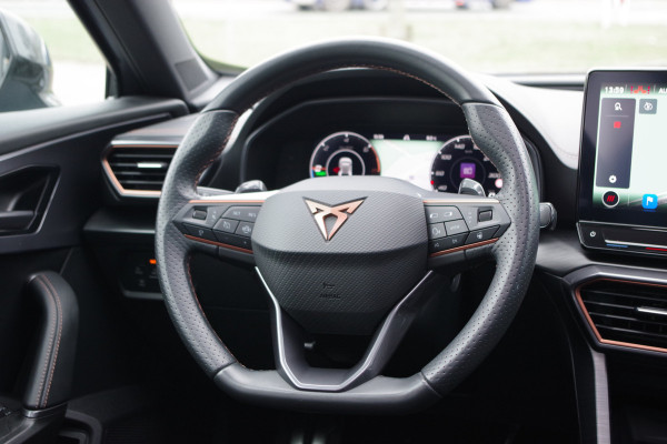 CUPRA Formentor 1.4 e-Hybrid 204 PK BNS PHEV, Panoramadak, Adap. Cruise Control, 360 Camera, Matrix-LED, Memory