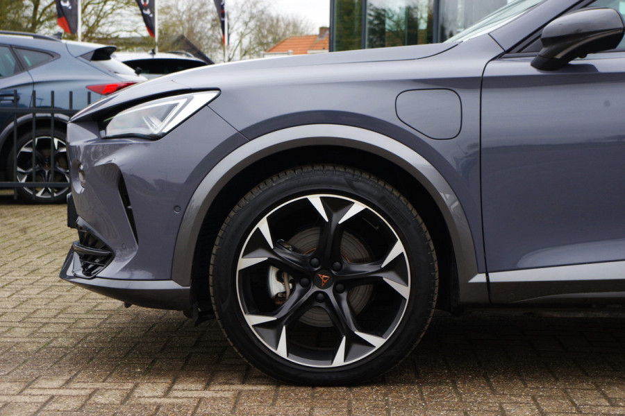 CUPRA Formentor 1.4 e-Hybrid 204 PK BNS PHEV, Panoramadak, Adap. Cruise Control, 360 Camera, Matrix-LED, Memory