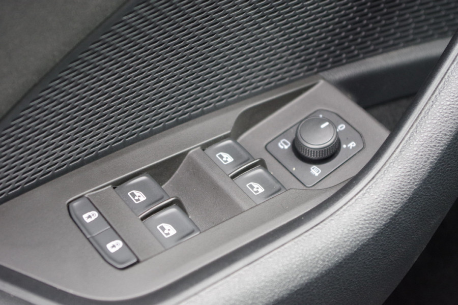 Škoda Octavia Combi 1.4 TSI 245 PK RS iV PHEV BNS, Adap. Cruise Control, Head-Up, 4X Stoelverwarming, Memory, Camera