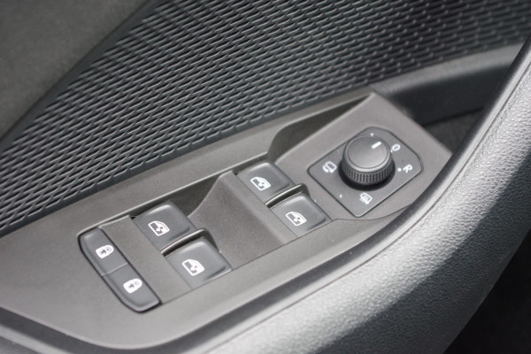 Škoda Octavia Combi 1.4 TSI 245 PK RS iV PHEV BNS, Adap. Cruise Control, Head-Up, 4X Stoelverwarming, Memory, Camera