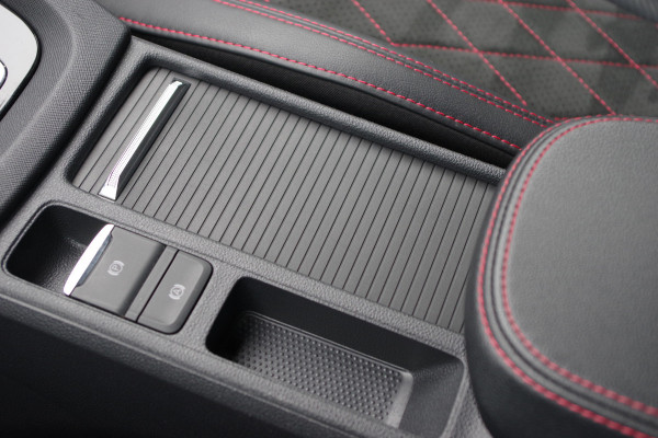 Škoda Octavia Combi 1.4 TSI 245 PK RS iV PHEV BNS, Adap. Cruise Control, Head-Up, 4X Stoelverwarming, Memory, Camera