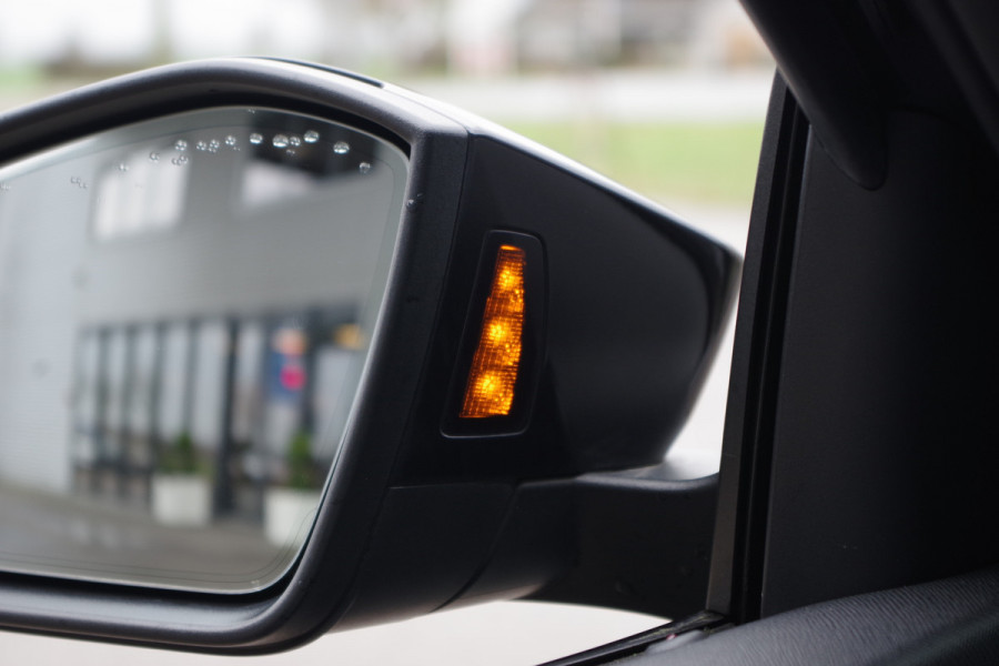 Škoda Octavia Combi 1.4 TSI 245 PK RS iV PHEV BNS, Adap. Cruise Control, Head-Up, 4X Stoelverwarming, Memory, Camera