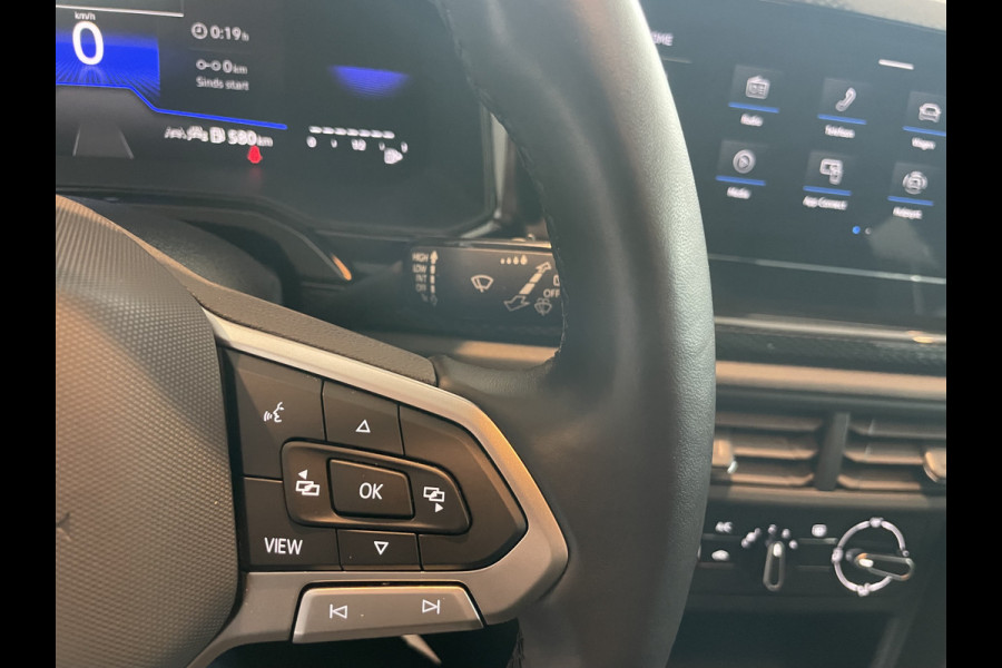 Volkswagen Polo 1.0 TSI Life Airco- Apple carplay - Cruise control - Navigatie - Parkeersensoren - Licht metalen velgen 15 inch - Bluetooth - Led verlichting - Radio - Elektrische ramen - Start/stop systeem - Stuur leder